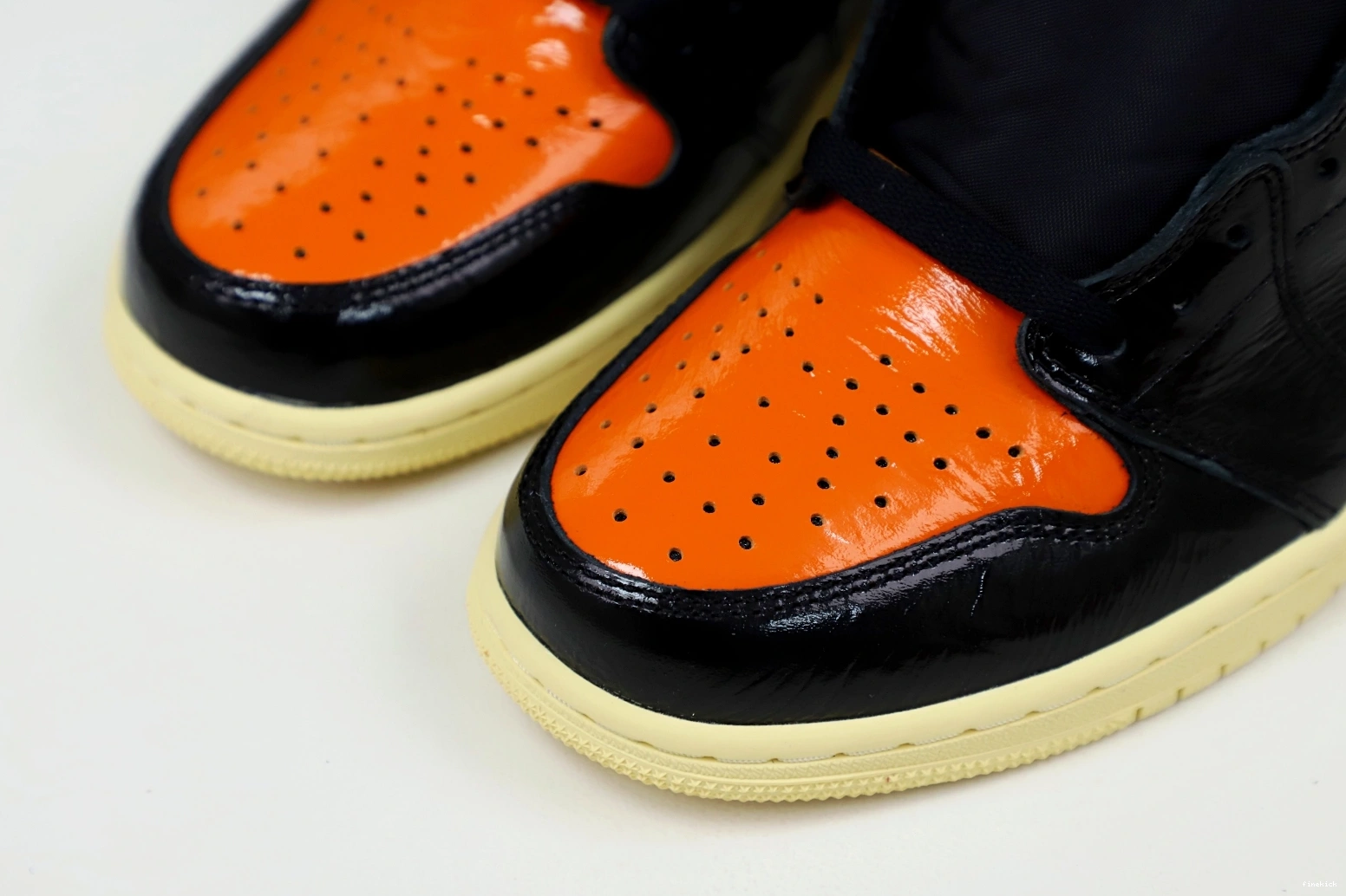 1 OG RETRO AIR 'SHATTERED 3.0' HIGH JORDAN BACKBOARD 0310